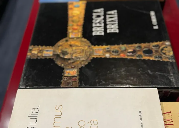 Dimora Legnazzi_a Gem In The Heart Of Appartement